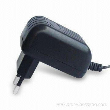 8W Switching Adapter with 90 to 264V AC Input Voltage